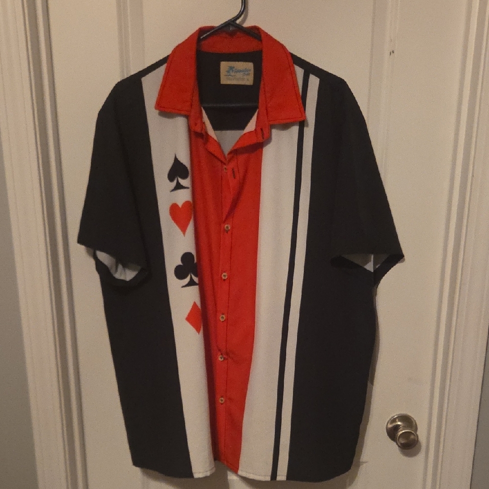 Men's Card Suit Themed Casual Button Down Shirt